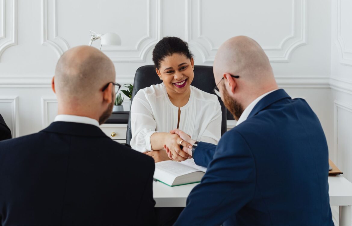 Guide the world best city of honour